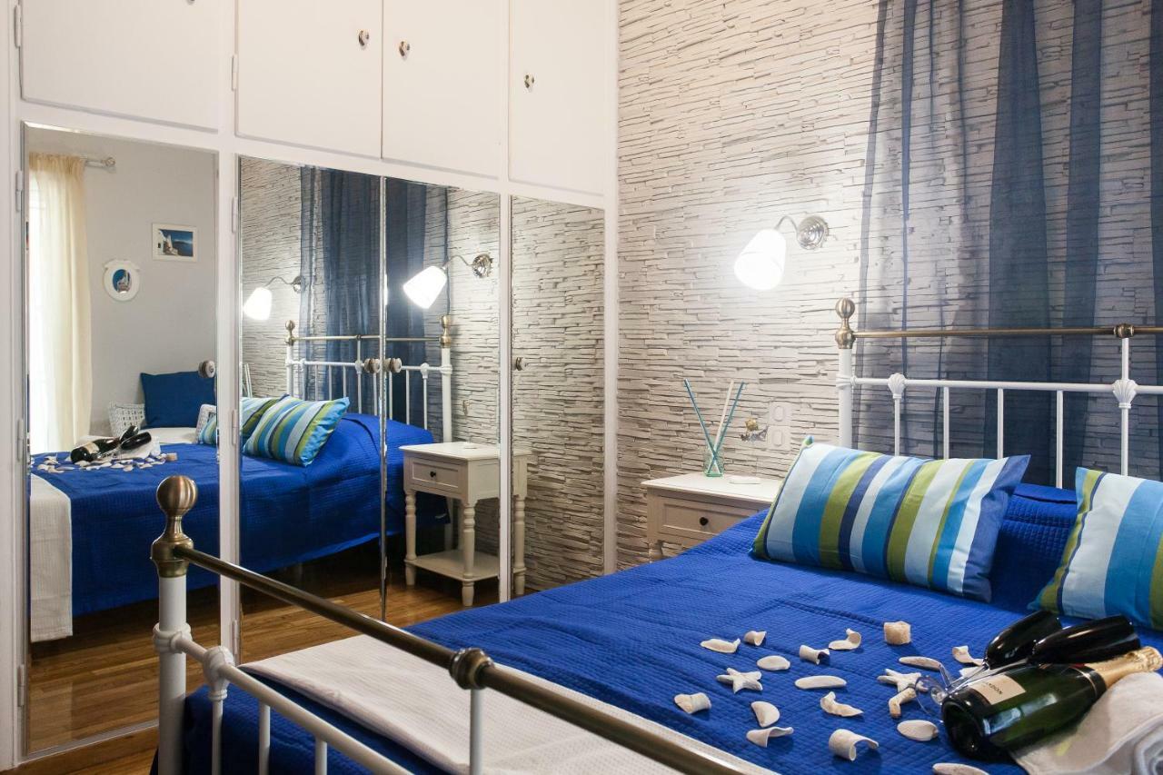 Pretty Rooms In Gold And Blue Apartment In Safe Central Area Atény Exteriér fotografie